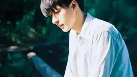 春节档票房突破50亿，2025再创纪录巅峰！